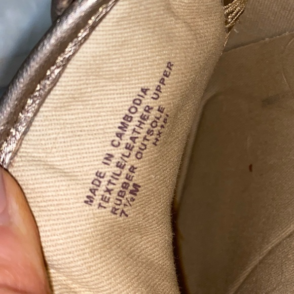 ⭐️SOLD⭐️ Michael Kors Sneakers 👟 - Picture 5 of 5